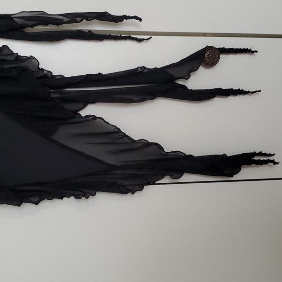 Shein's Curve MOD Black Asymmetric Hem Skirt - Picture 5 of 12